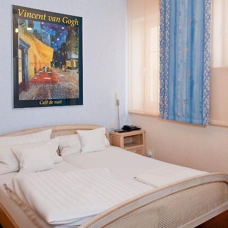 Geniesserhotel Lodner Lauingen Camera foto