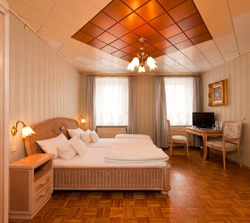 Geniesserhotel Lodner Lauingen Camera foto